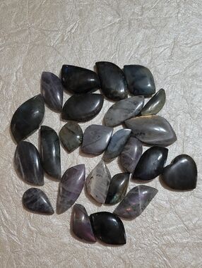 Assorted Labradorite Cabochon Mix - Polished Gemstones Crystals